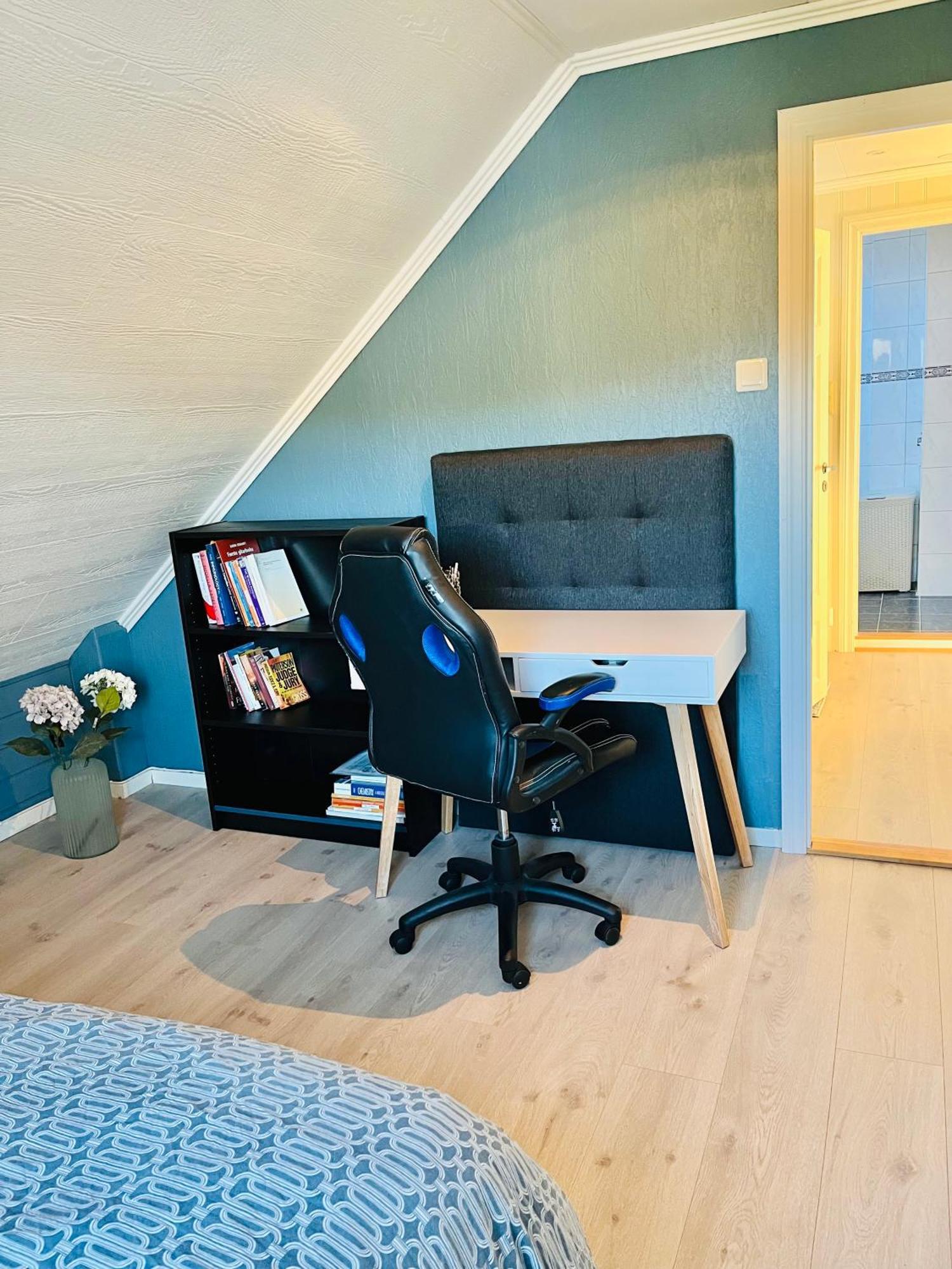 A Beautiful 3-Bedroom Apartment With Stunning Views And Free Parking Bergen Ngoại thất bức ảnh